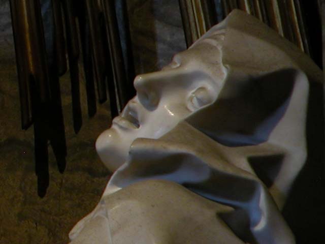 Statua di Santa Teresa d'Avila