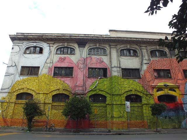 Graffiti  zona Ostiense: 8 - Blu (Italia)