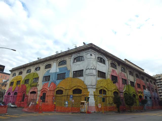 Graffiti  zona Ostiense: 10 - Blu (Italia)