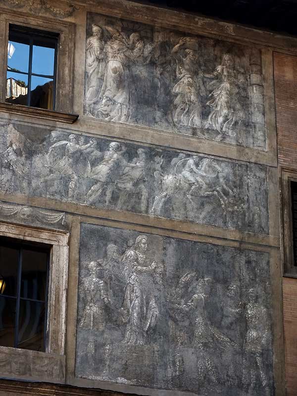 Graffiti Storici di Roma: 16 - Palazzo Massimo di Pirro detto Istoriato