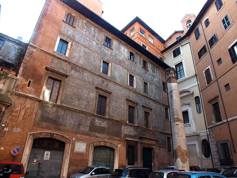 Graffiti Storici di Roma: 12 - Palazzo Massimo di Pirro detto Istoriato