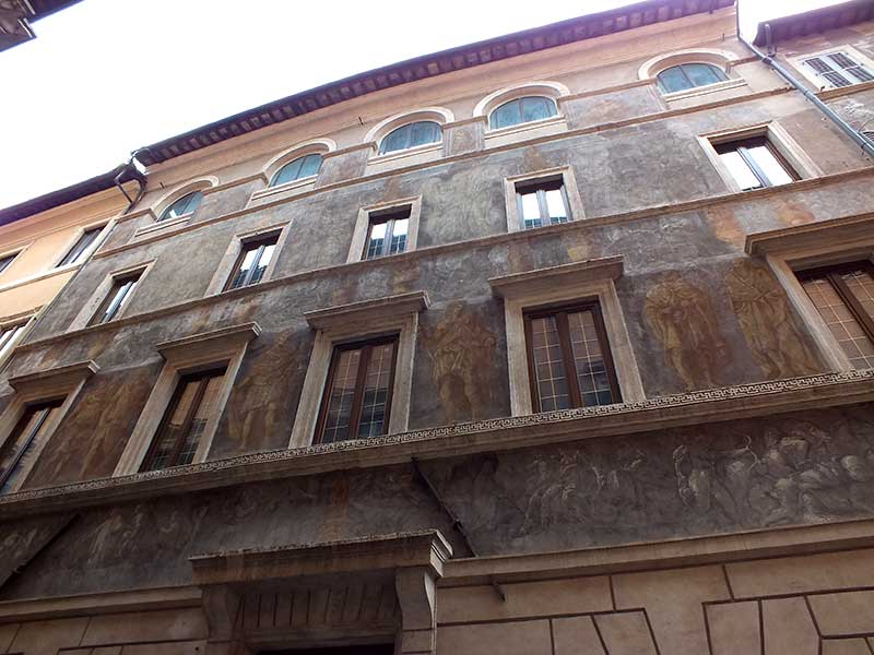 Graffiti Storici di Roma: 2 - Palazzo Milesi