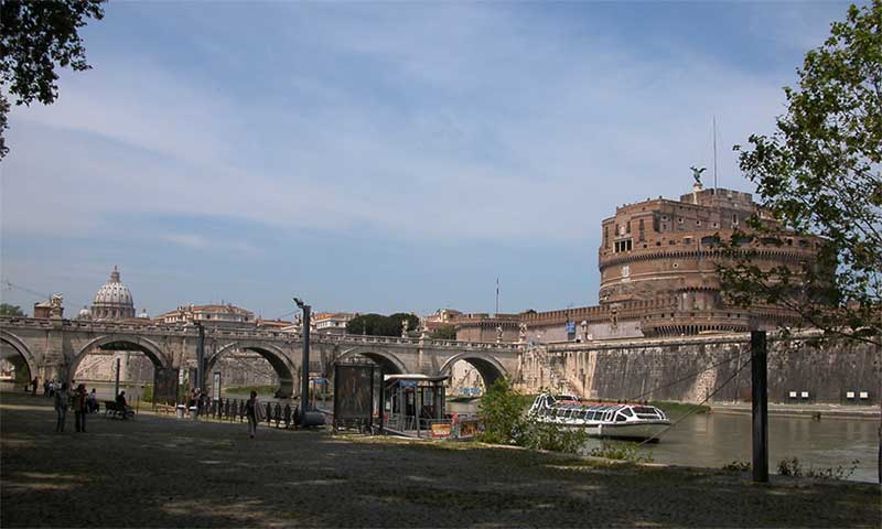 Luoghi di Roma: 64 - Lungotevere Castello