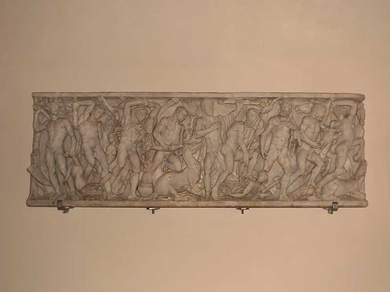 Palazzo Altemps: 10 - Sarcofago di Ercole