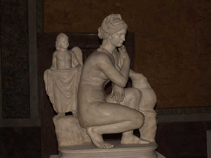 Palazzo Altemps: 28 - Statua di Afrodite