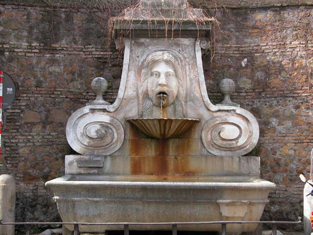 Fontana del Mascherone a Via Giulia