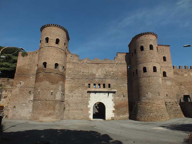 Passeggiate Romane: Colosseo - San Giovanni - Colosseo: 43 - Porta Asinara