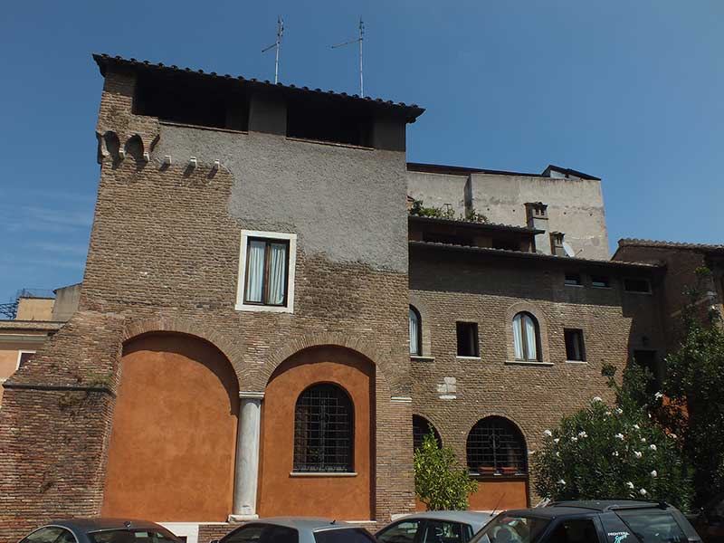 Passeggiate Romane - da Porta Portese a Porta San Paolo: 6 - Torre detta di Ettore Fieramosca