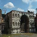 Passeggiate Romane - da Porta Portese a Porta San Paolo: 44 - Arco Di Giano 